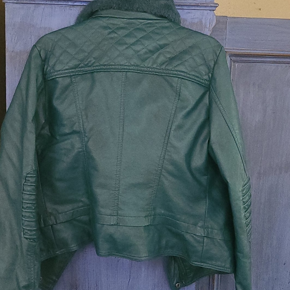 Guess Jacket - Picture 4 of 8